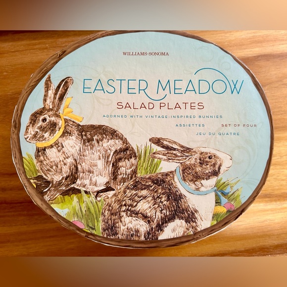 New in Box Williams Sonoma
Easter Meadow Bunny Salad Plates
Set of 4